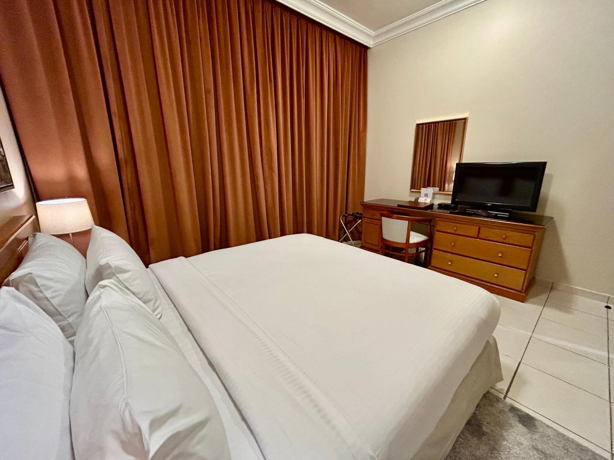 Al Nakheel Hotel Apartments Abu Dhabi Exterior photo